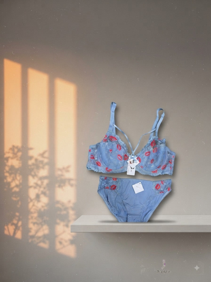 Hot Girls Lip Print Sexy Video Lingerie 2pcs Lace Bra and Panty Set Deep V Neck Women's Underwear Set Sensual
Linaerie