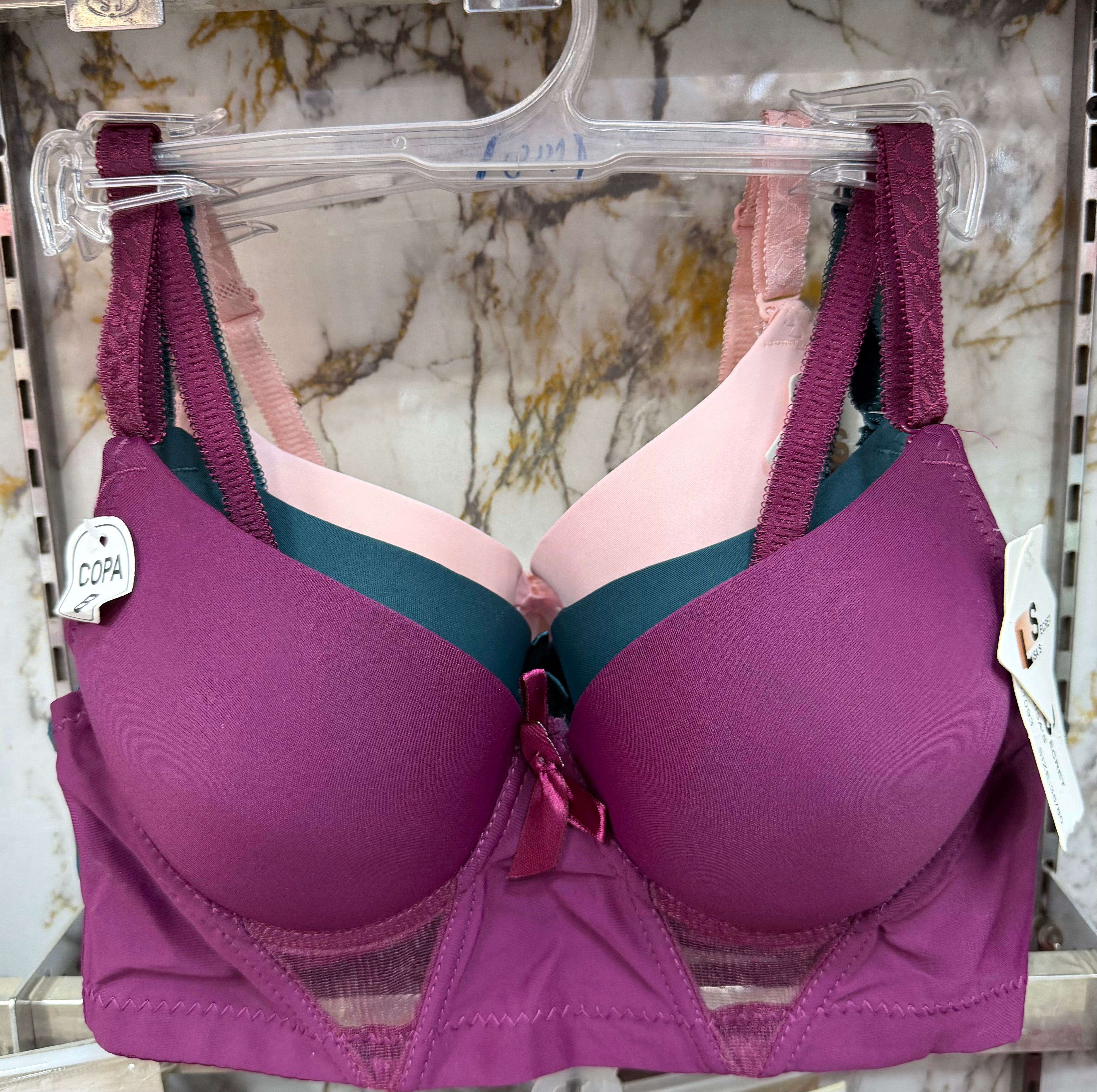 Glossy Seamless Underwear Womens Padded Backless
Bra for Wedding Dress