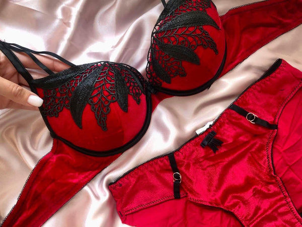 Velvet Bra Set