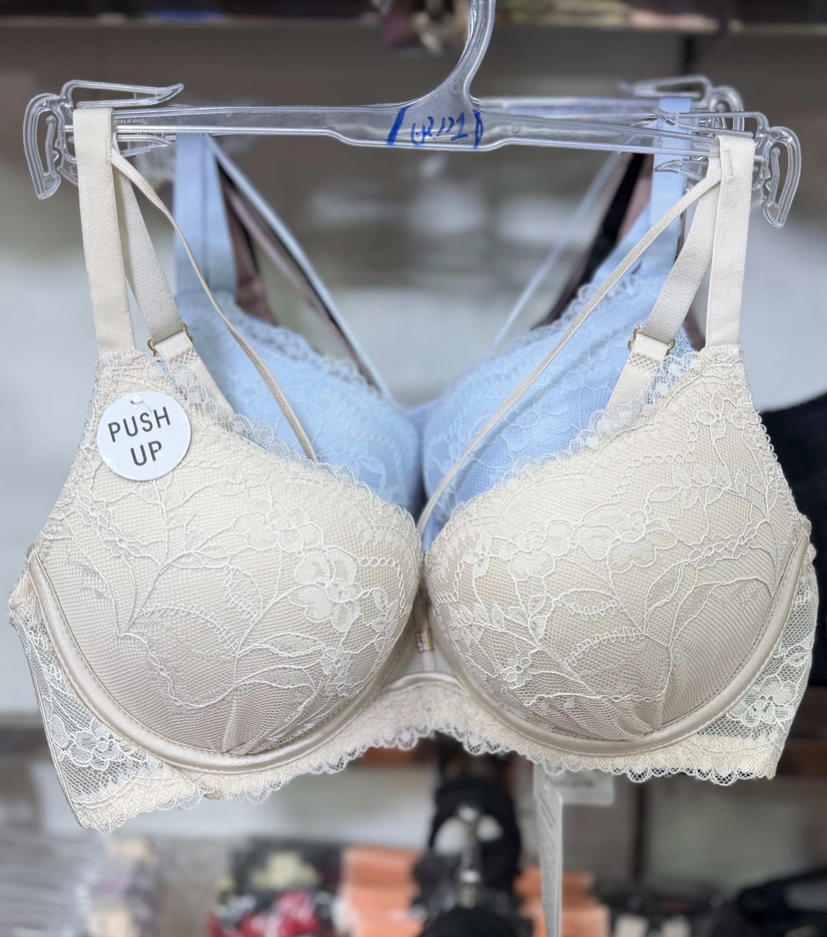 Bra High Quality Breathable Thinnest Stylish Push up Lace Bras for women