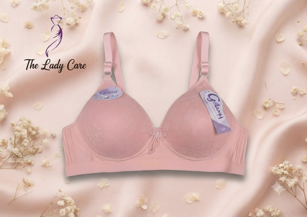 Experience ultimate comfort and seamless
elegance all day long.
Fabric: Premium breathable material for all-day ease Design: Smooth finish with delicate center detailing
Fit: Supportive and comfortable M