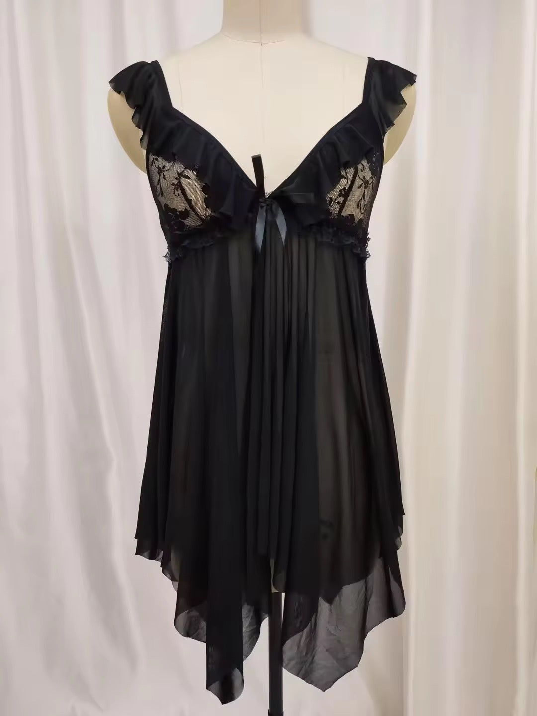 Custom Fashion Femme Fungus Edge V-neck Design Erotic Lace Pajamas Set Night Gown Sexy Lingerie Sleepwear v