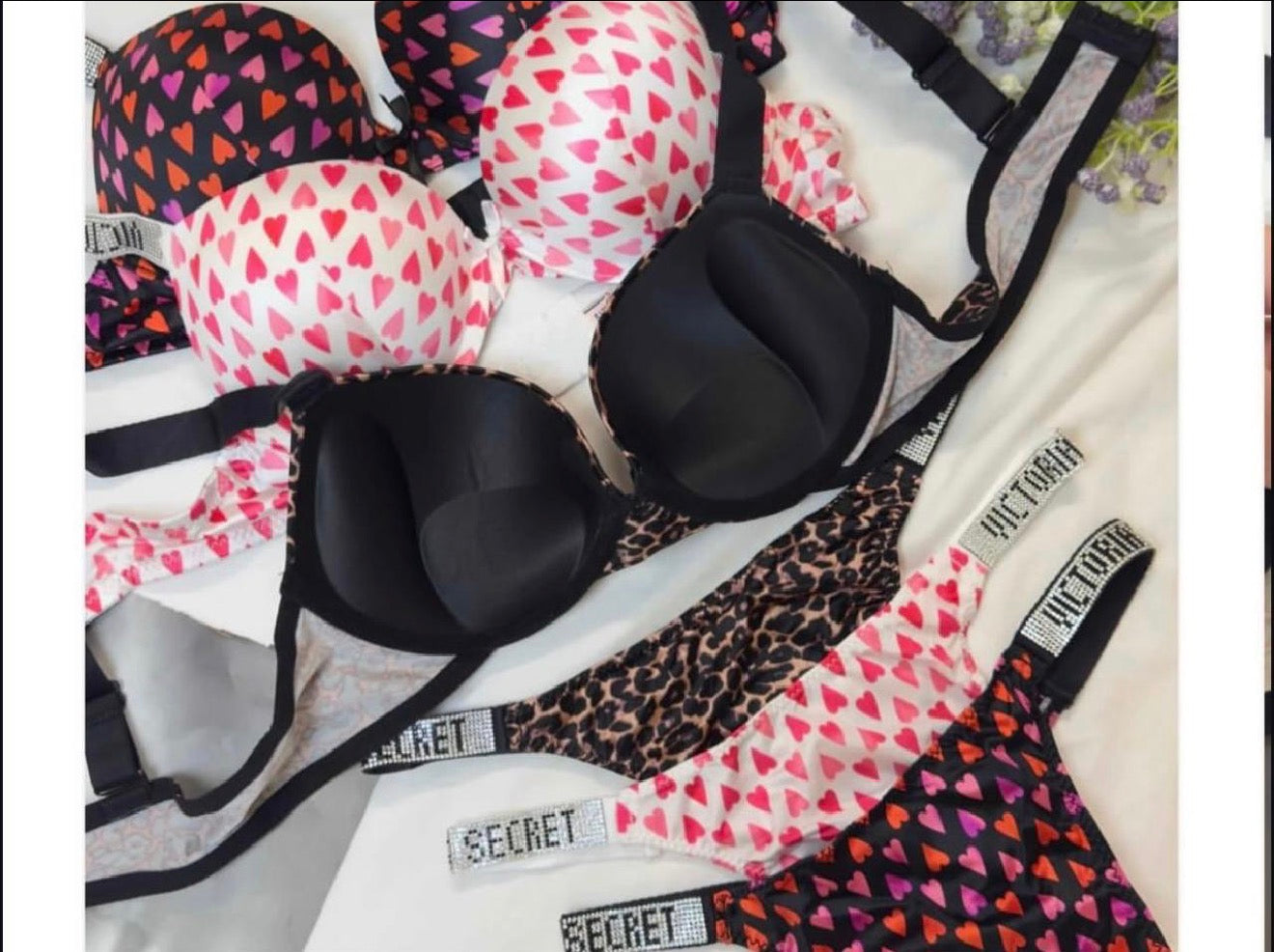 Tiger Underwear Victoria Bra & Brief Sets Women Fashion Diamond Rhinestone Shoulder Strap Thong Underwear Ladies
Underwear Set