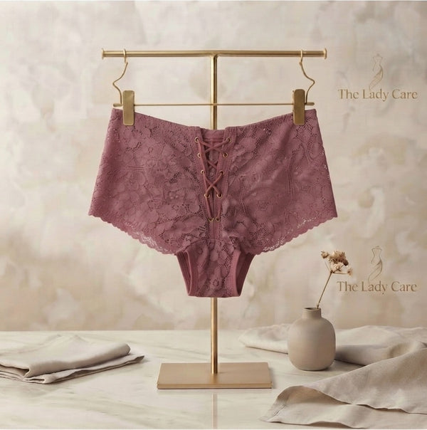 Confidence starts underneath
Sculpted fit, delicate lace, and a bold attitude-made to empower you every day.( pack of two)
