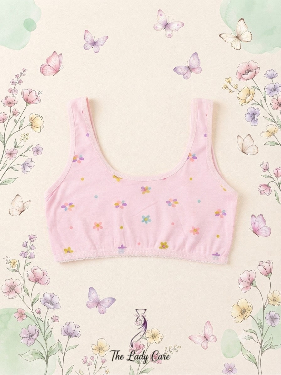 Comfortable Crop Top / Training Bra
Perfect as a reliable and comfortable training bra or casual innerwear.( Pack Of three )