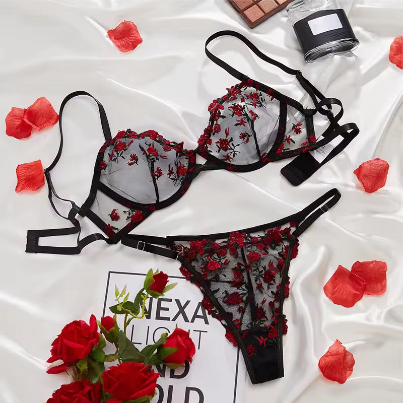 OEM Nightie Mature Ladiespush up Bra Dame Panties
Embroidery Floral Hot Balconette Bra Underwear and Panties Set Women Sexy Lace