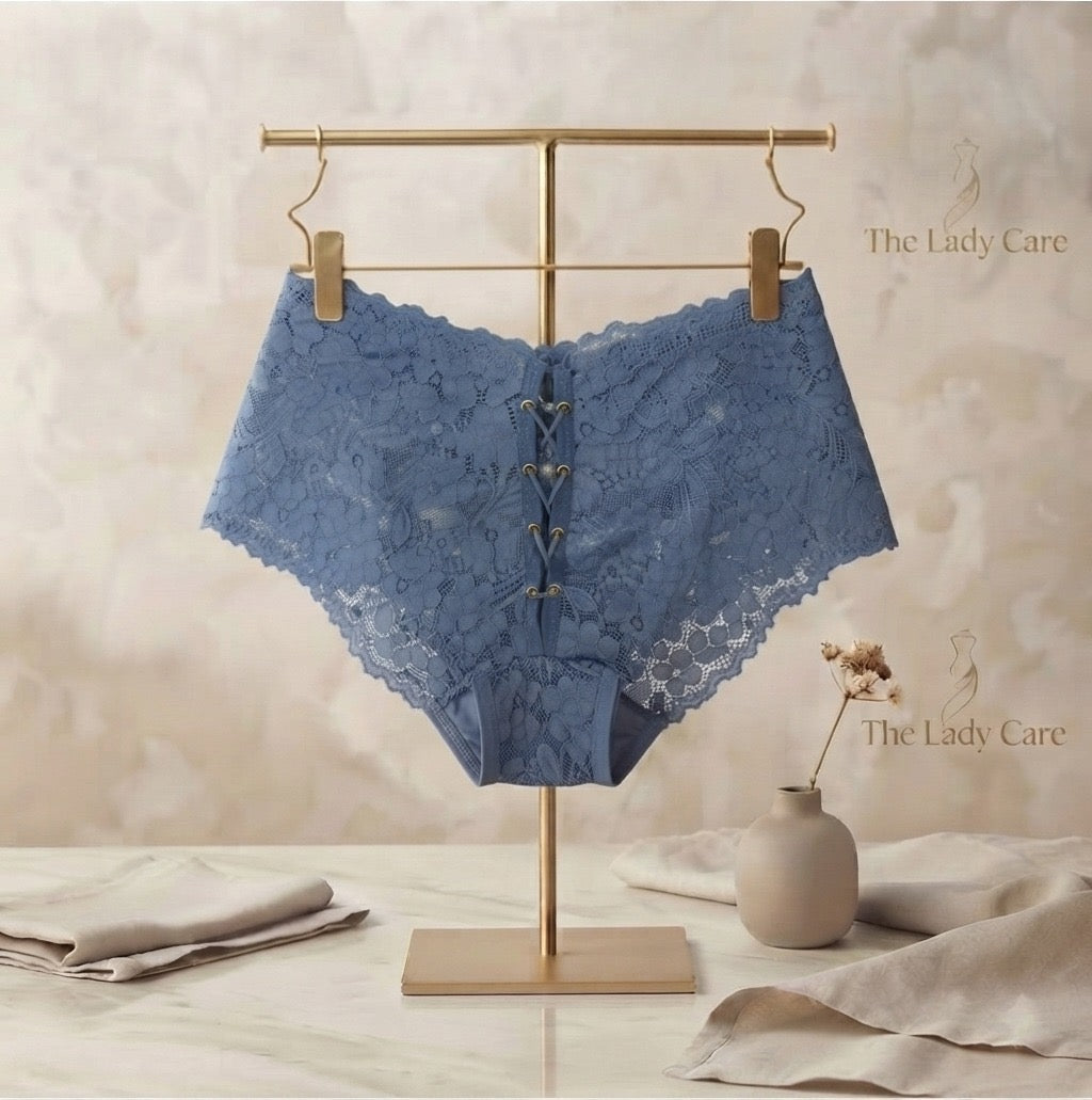 Confidence starts underneath
Sculpted fit, delicate lace, and a bold attitude-made to empower you every day.( pack of two)