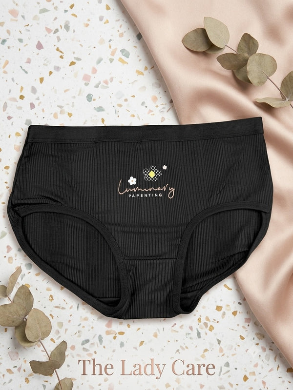 Embrace ultimate comfort and leak-free confidence all day long with ( Pack Of Three)