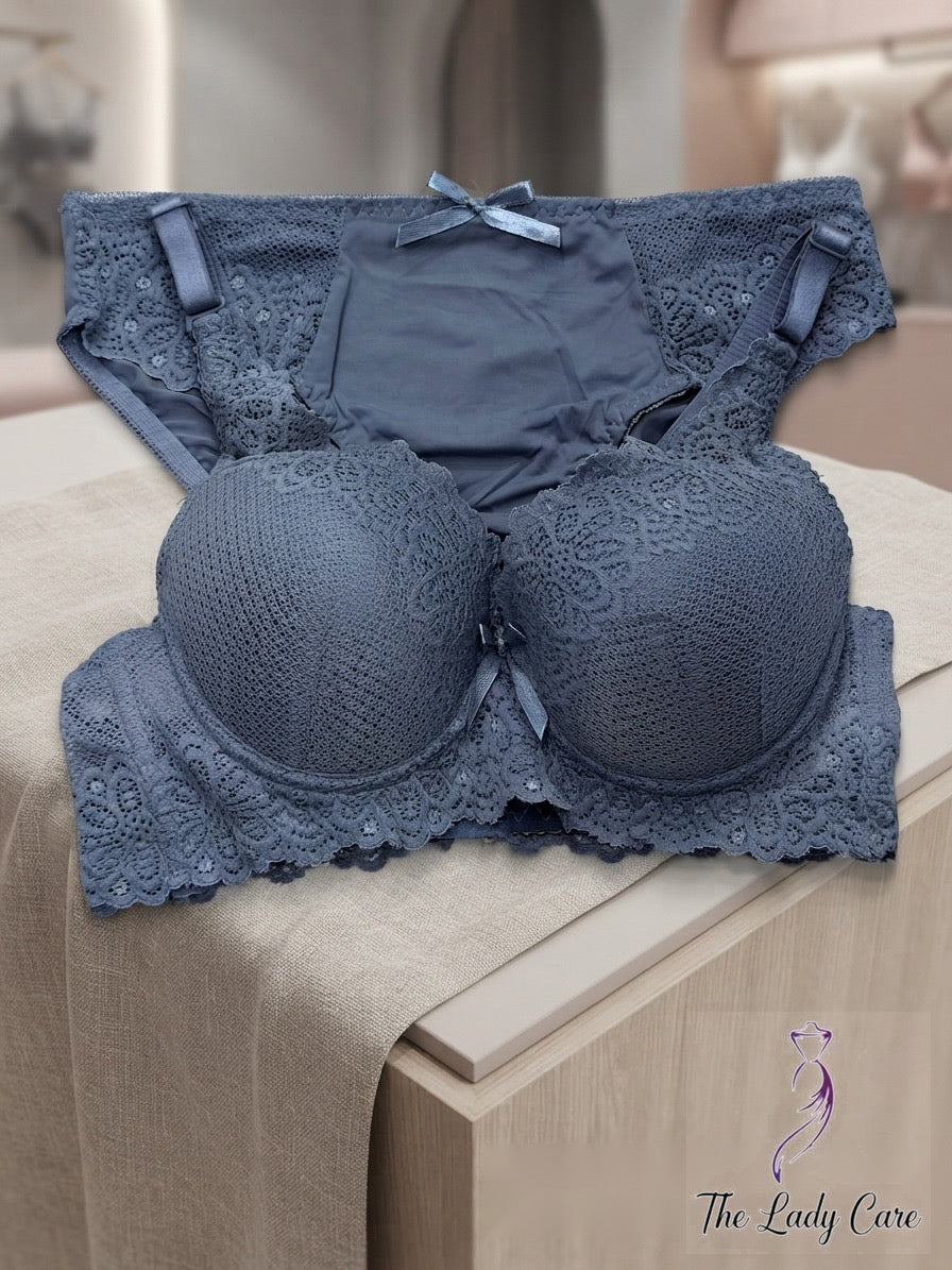 This fancy article is designed for both elegance and comfort, making it a perfect addition to your intimate wear collection.
Crafted from a delicate, intricate floral lace pattern that covers the full cups, the wide under-bust band, and the matching panti