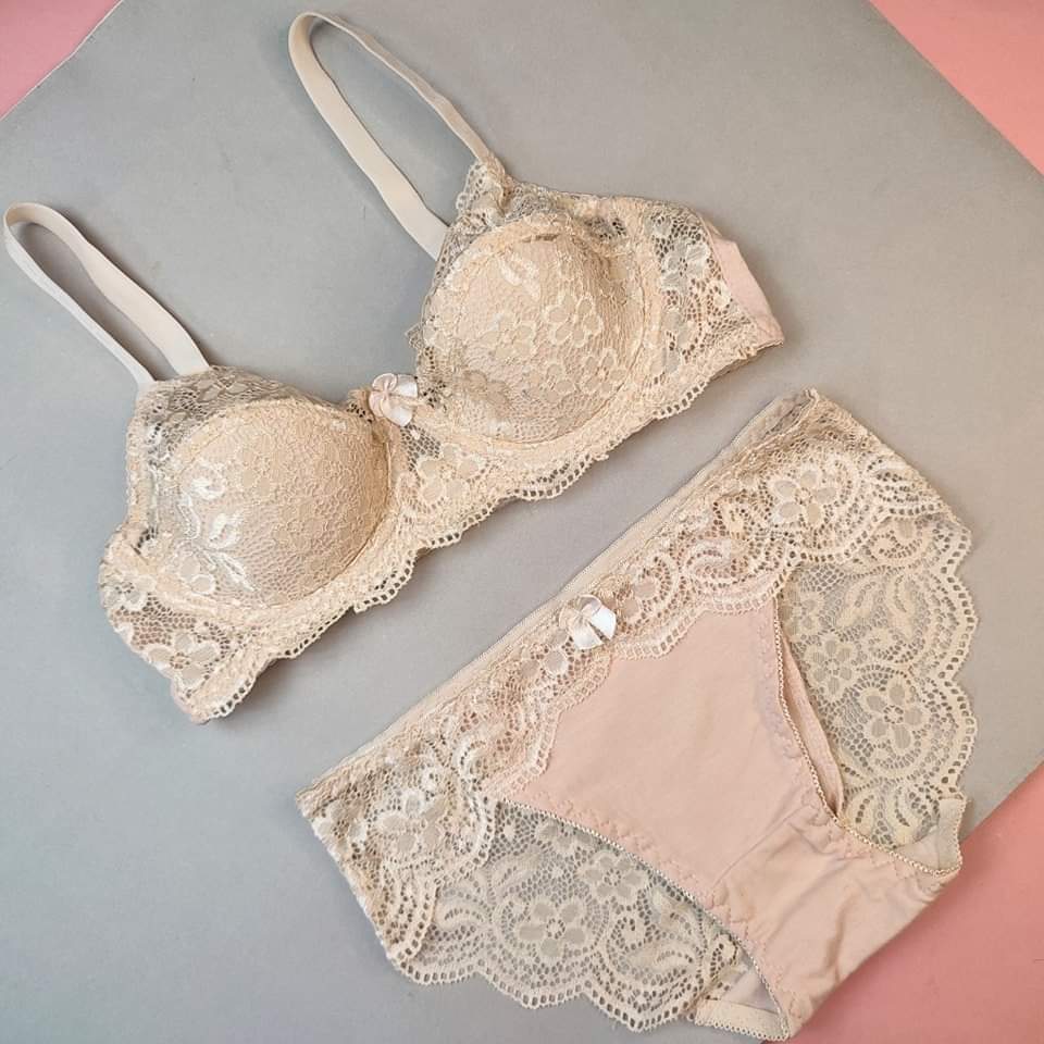 Galaxy Ring Light Pad Bra set With Net Lace