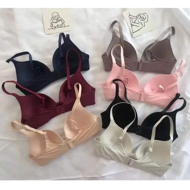 Women Smart Pushup Bra With Light Pad Soft And Plane Cup