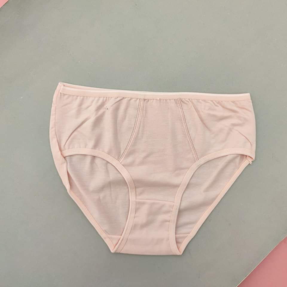Soft Cotton Underwear with Flexible Stuff